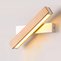 Applique bois massif LED, allumée vue de face