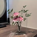 Vase résine transparente, détail facettes
